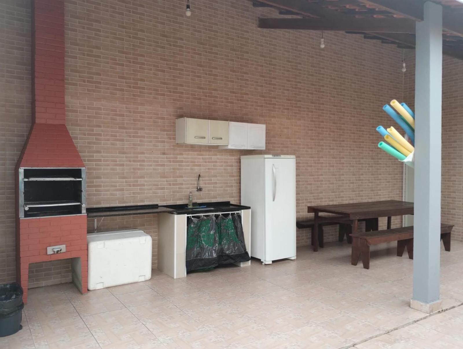 Casa Na Praia Com Piscina E Churrasqueira อิตันญาเอม ภายนอก รูปภาพ